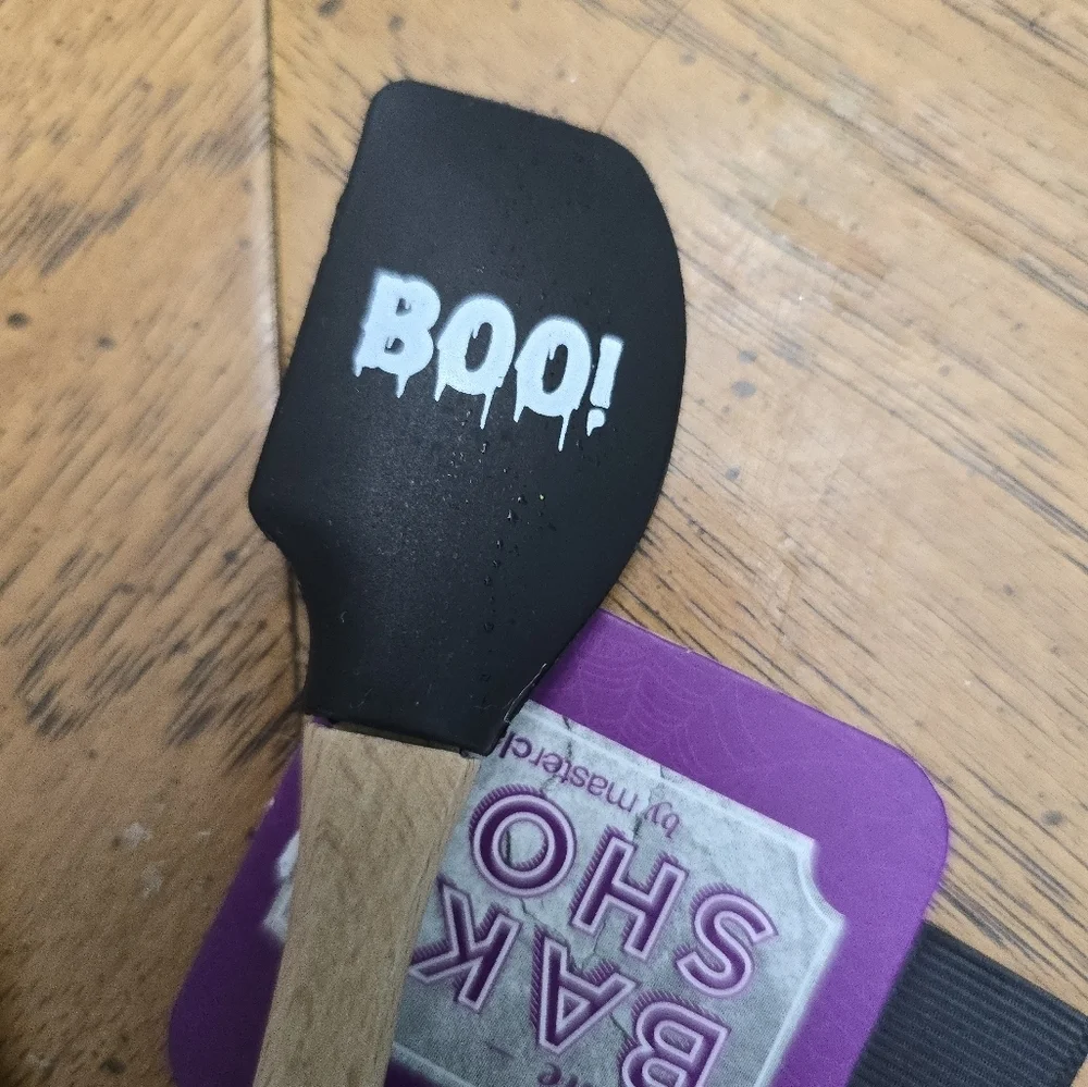 Ghost Squad Ghouls Spatula 2 Piece Set NEW Halloween
